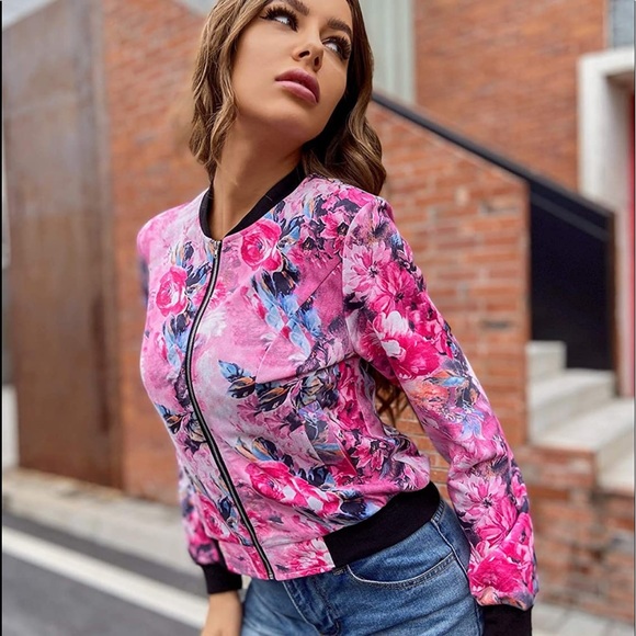 Pink Floral 🌸 Satin Jacket Size Small 🌸 NEW! - Picture 5 of 15